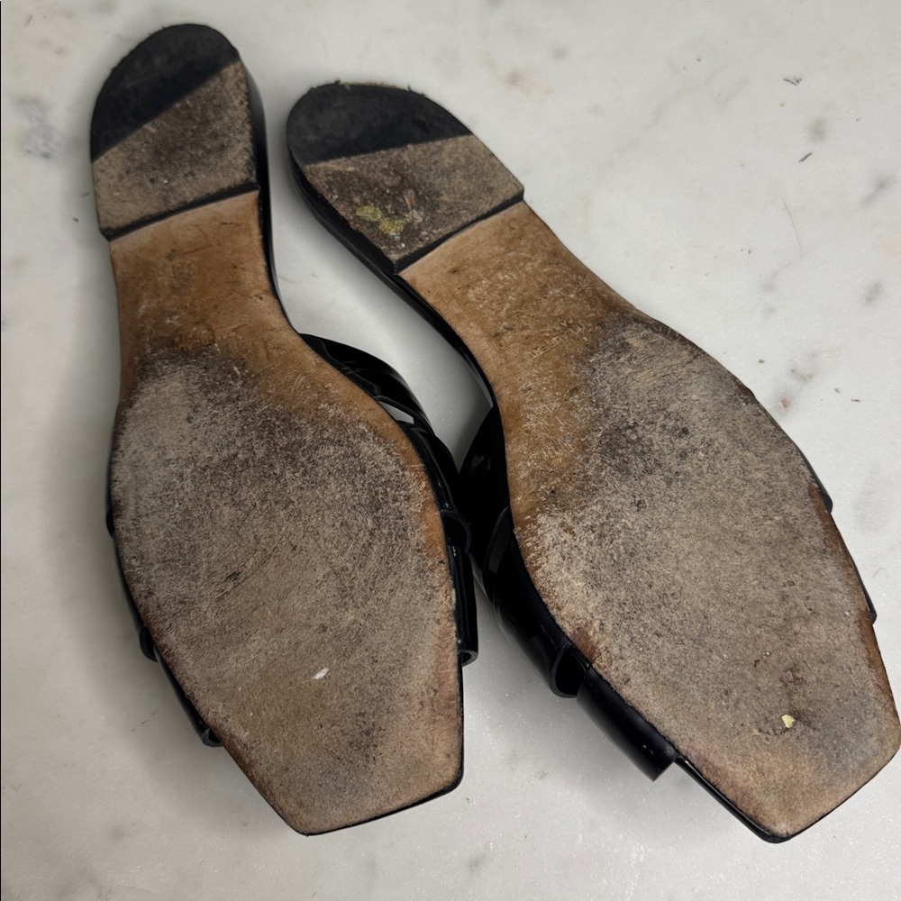 Saint Laurent Nu Pieds Woven Patent Tribute Flat Sandals - Picture 6 of 9